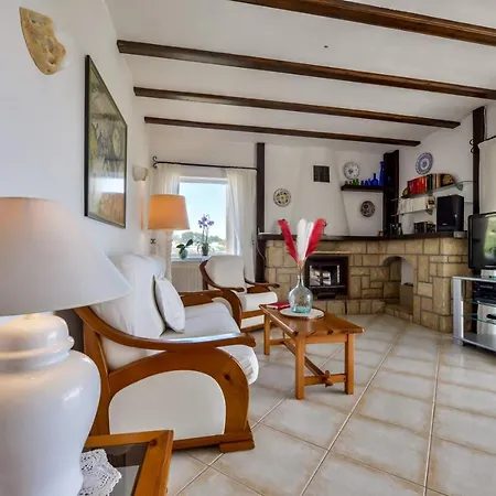 Guzman - El Corral Villa